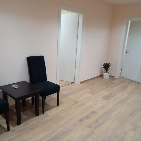 Djakbe Hotel Tirana Zewnętrze zdjęcie